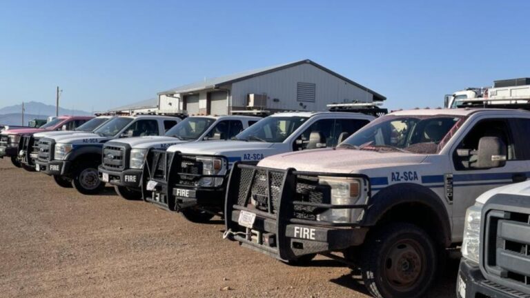 Watch Fire Devastates Eastern Arizona: Over 1,100 Acres Burned and 13 Homes Lost